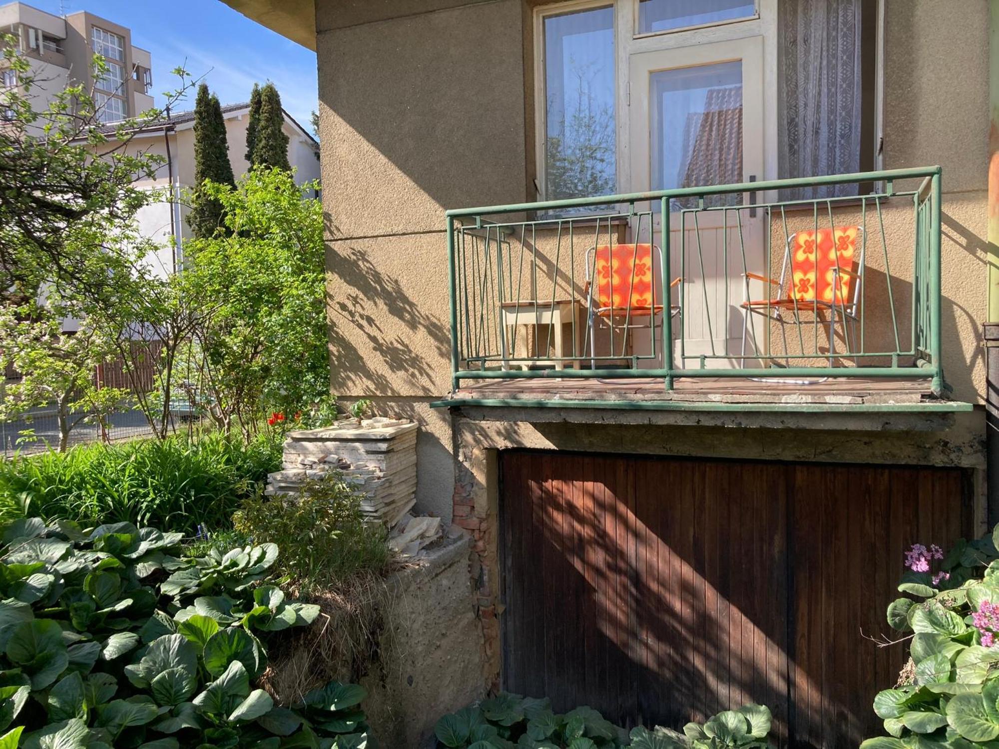 Spacious Apartment - Free Parking! Прага Экстерьер фото