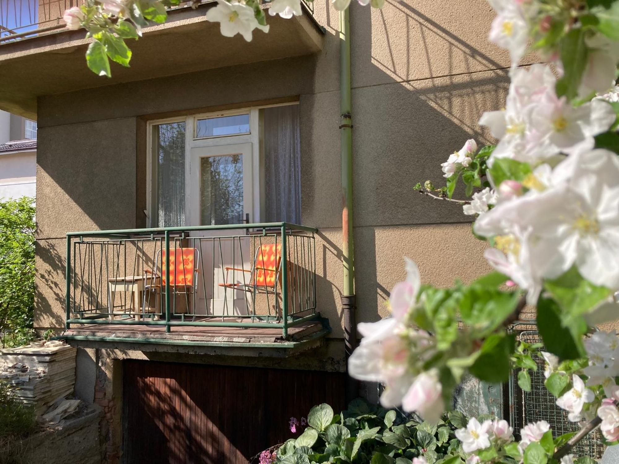 Spacious Apartment - Free Parking! Прага Экстерьер фото